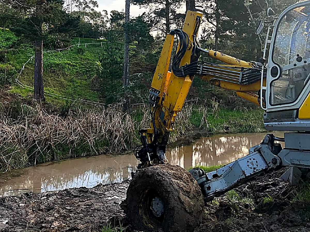 Retaining walls and slip repair